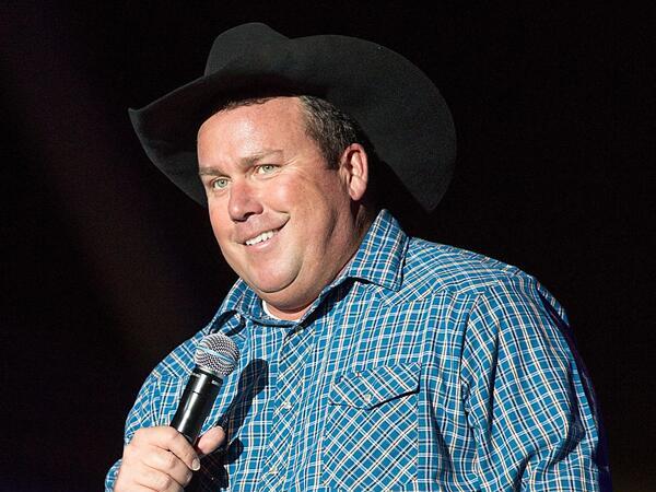 Rodney Carrington playing live